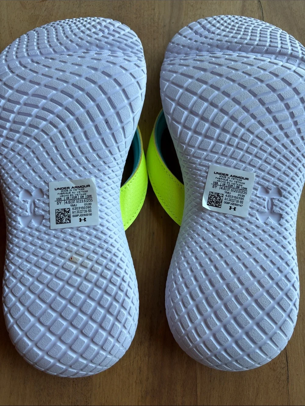 Under Armour Kids Teal and Neon Yellow Foam Thong Sandals